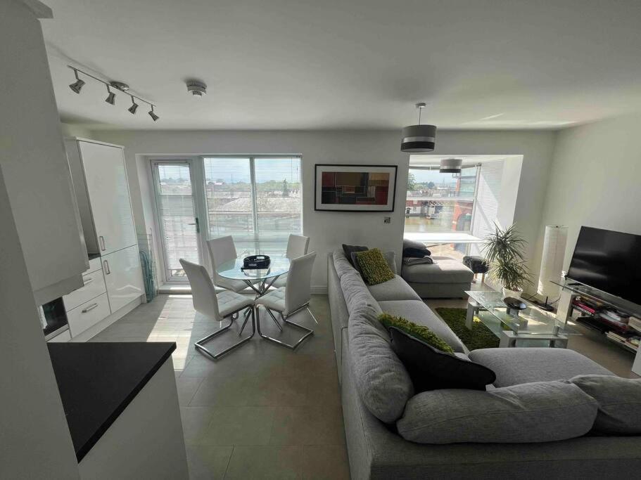 City Centre 2 Bed Apartment Τσέστερ Εξωτερικό φωτογραφία